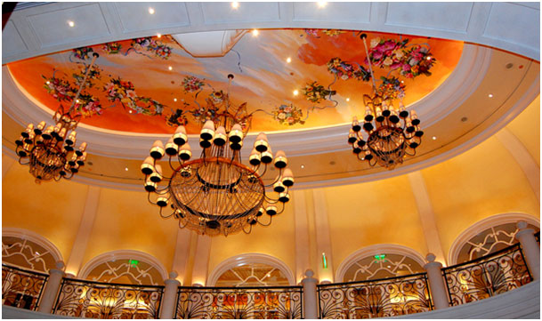 beautiful chandelier Bellagio hotel